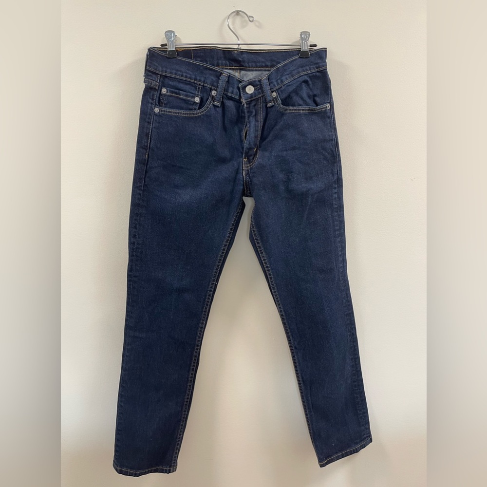 Levi’s dark wash jeans